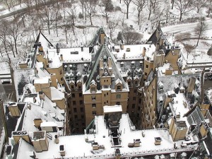 Aerial_shot_of_the_Dakota_in_snow_-_photo_by_jun